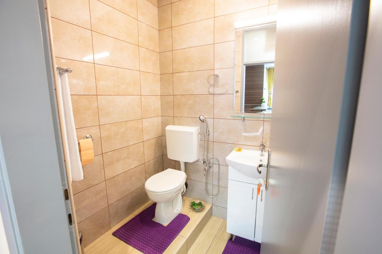 Hostel Amd Belgrad Exteriör bild
